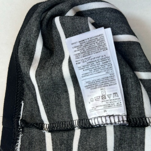 Old navy long sleeve striped ruffle shift dress ❤️ - Picture 6 of 6